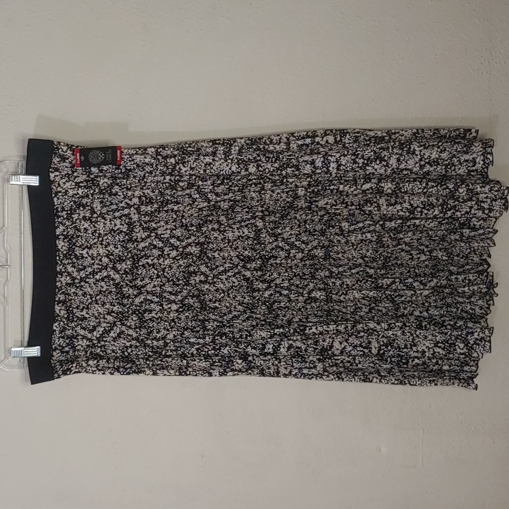 Vincent Camuto Women's Size XL Lightweight Maxi Skirt NWT